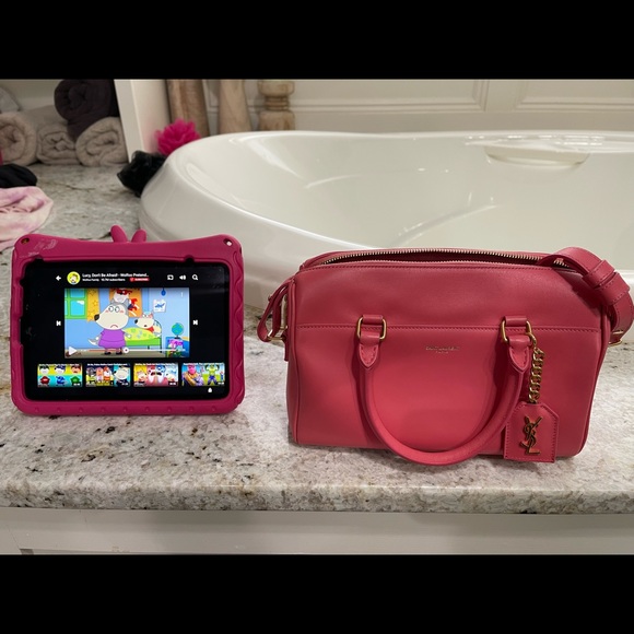 Saint Laurent Classic Baby Duffle Bag Leather - Picture 9 of 14